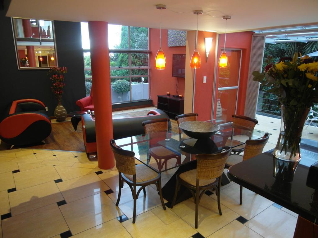 Red Square Home Pretoria Exterior foto