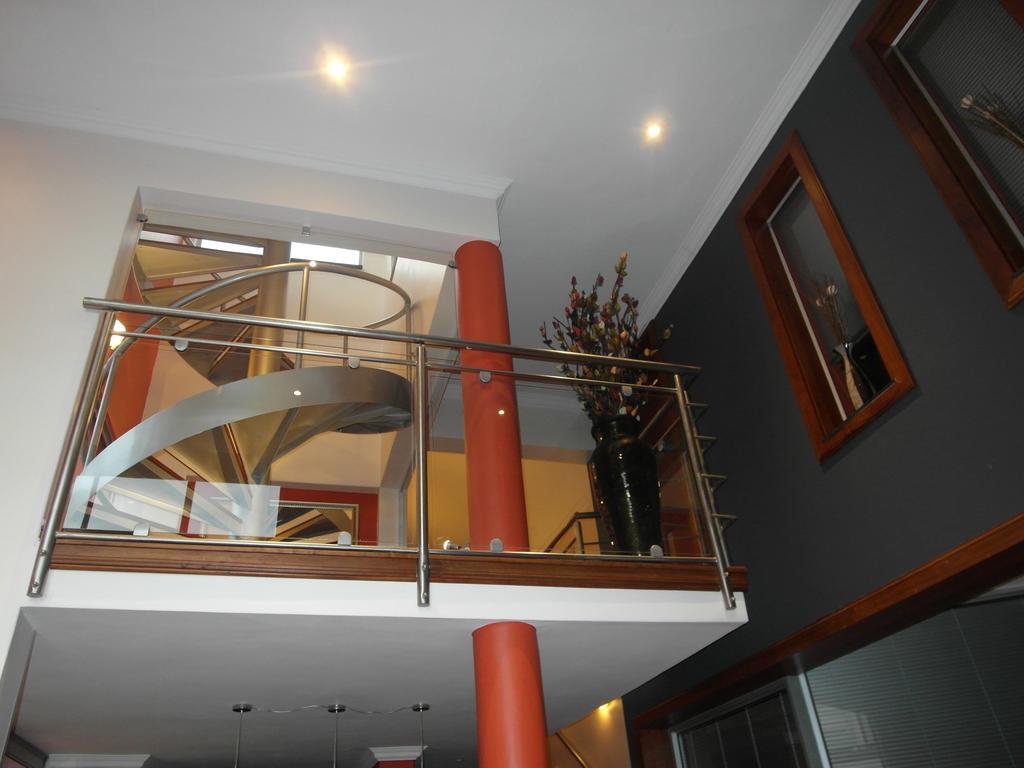 Red Square Home Pretoria Exterior foto